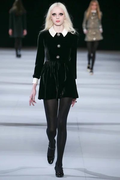 Look 5